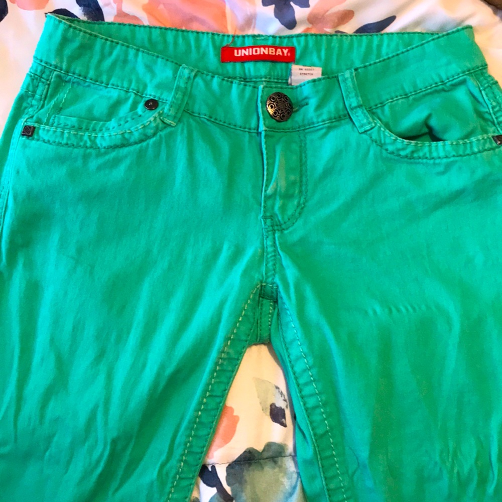 Turquoise jean Capris